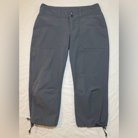 Patagonia Pants - Patagonia Borderless Mid Rise Outdoor Capri Pants Gray Size 2 29x21